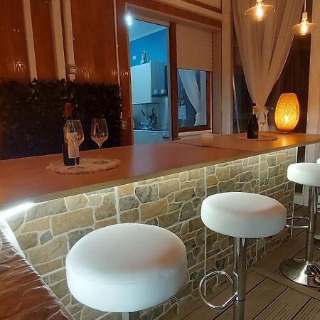 Attico San Michele Apartment Пескара Екстериор снимка