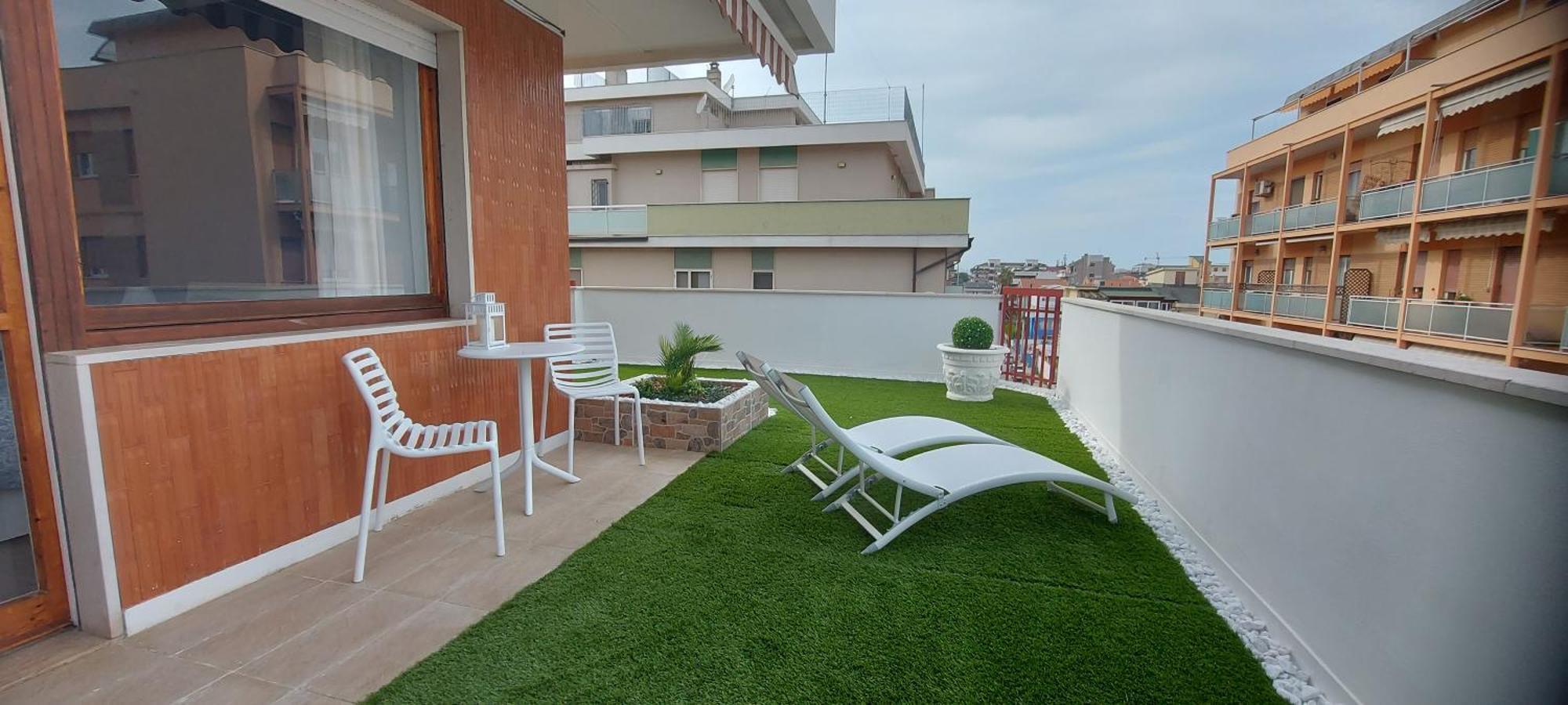 Attico San Michele Apartment Пескара Екстериор снимка